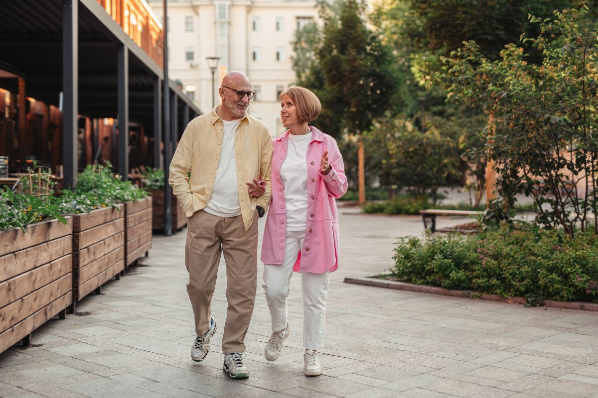 A husband and wife discussing the benefits of a Medigap plan