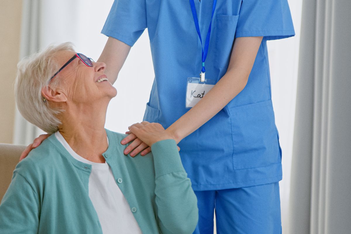 Women getting long-term care help